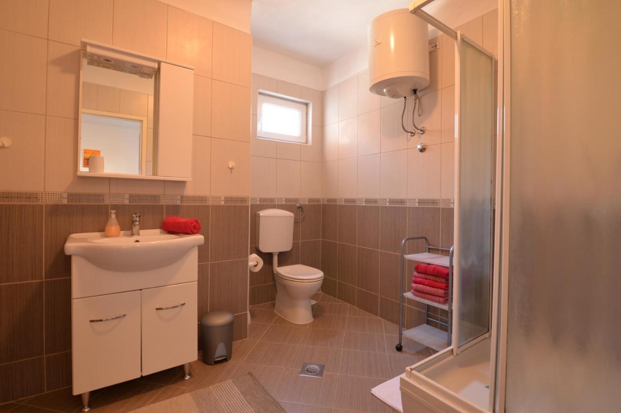 Apartments By The Sea Tkon, Pasman - 16589 Εξωτερικό φωτογραφία